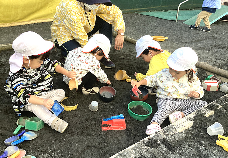 砂場遊び